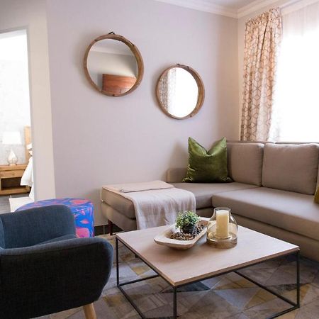 3 Lux Suites Middelburg  Luaran gambar