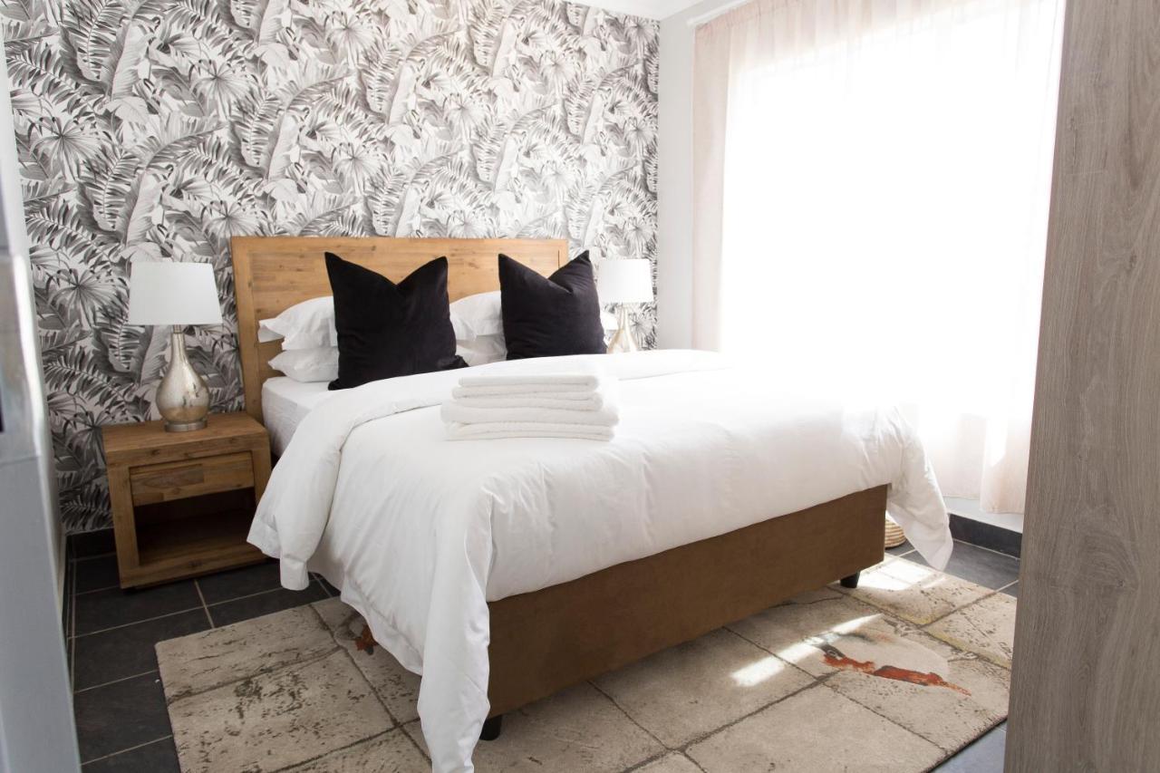 3 Lux Suites Middelburg  Luaran gambar