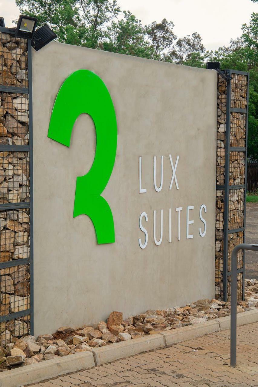 3 Lux Suites Middelburg  Luaran gambar